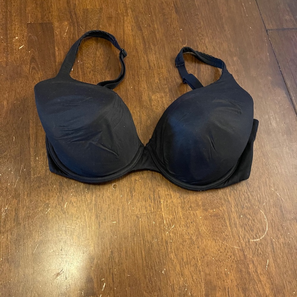 Victoria Secret's Underwire Bra Size 34DDD EUC